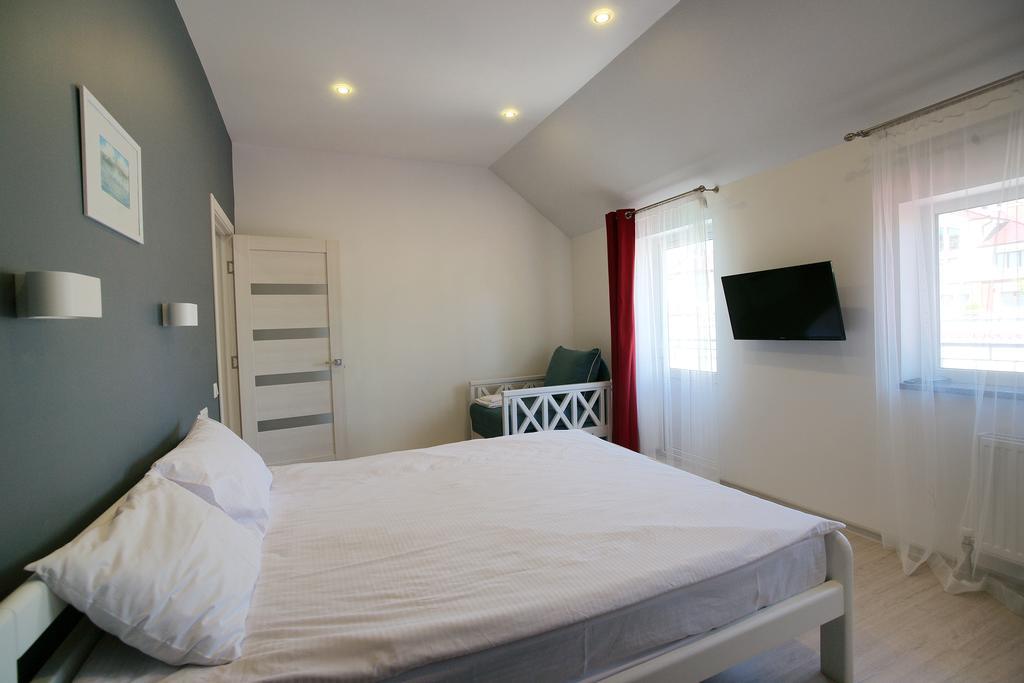 Apartment Zolotoy Bereg 5 Odessa Exterior foto